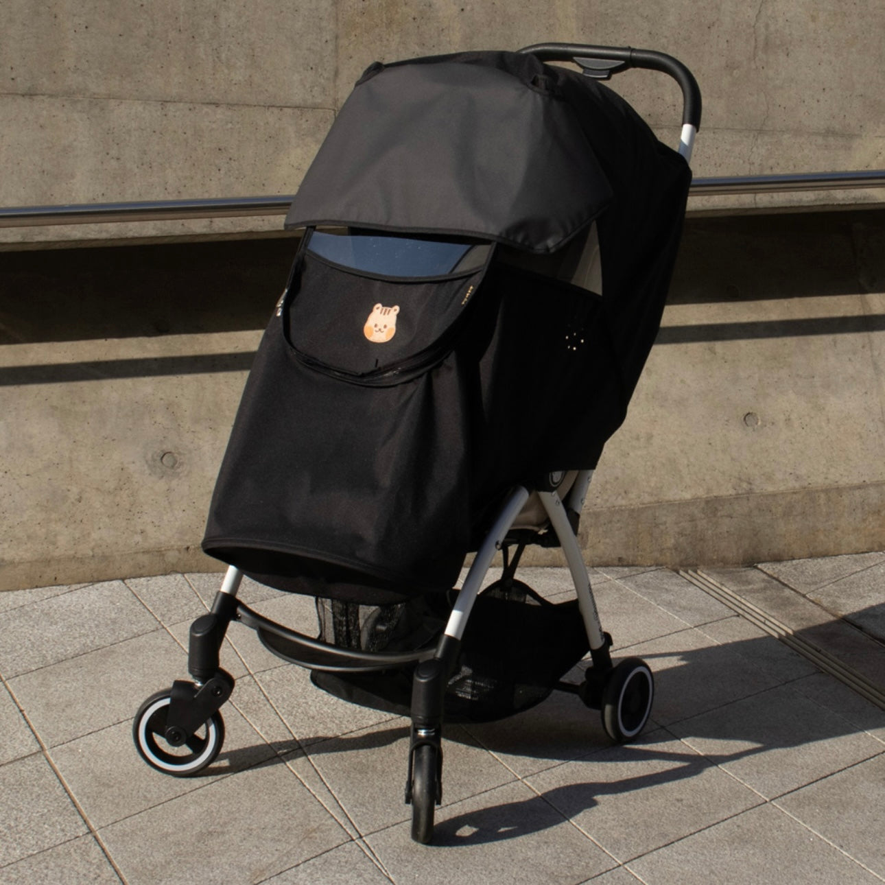 DOT TO DOT one point stroller windscreen